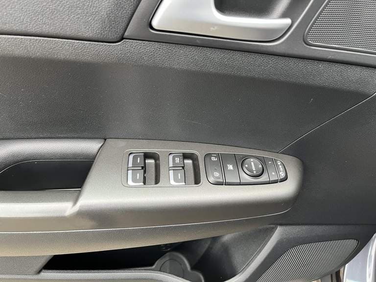 Kia Sportage thumbnail 40