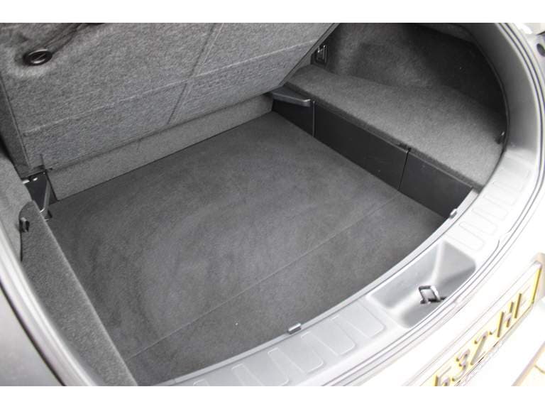 Lexus Ux thumbnail 58