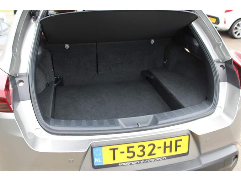 Lexus Ux thumbnail 59