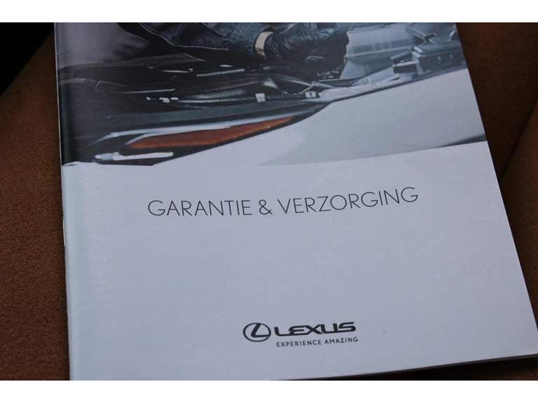 Lexus Ux thumbnail 76