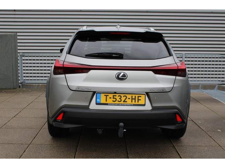 Lexus Ux thumbnail 49