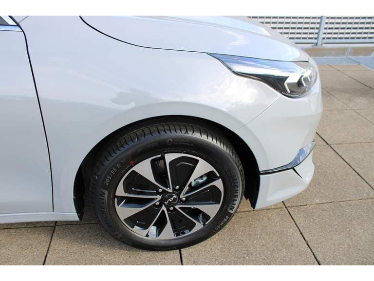 Kia Ceed thumbnail 50