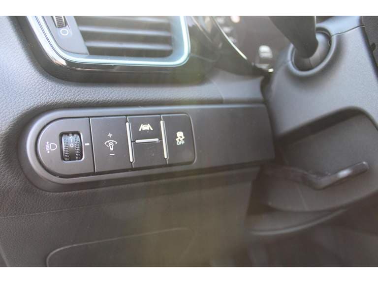 Kia Ceed thumbnail 58