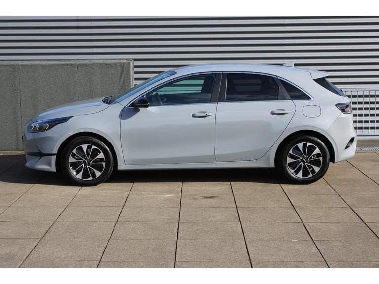 Kia Ceed thumbnail 45