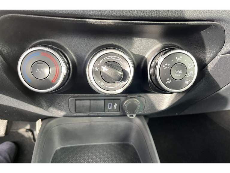 Toyota Aygo thumbnail 48