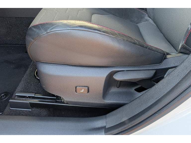 Toyota Corolla thumbnail 36