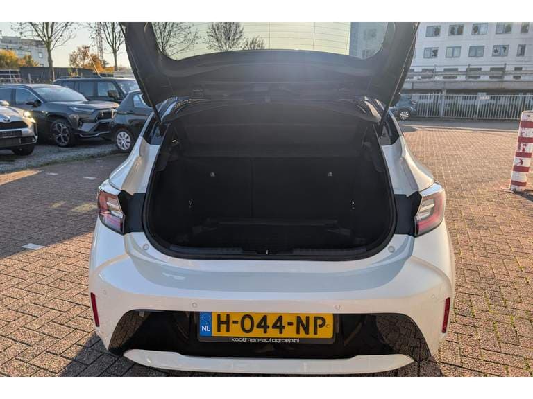 Toyota Corolla thumbnail 39