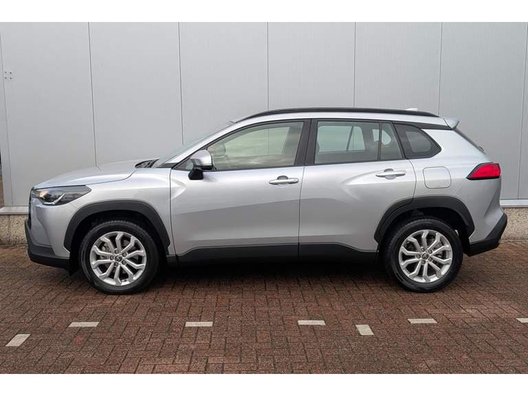 Toyota Corolla-cross thumbnail 39