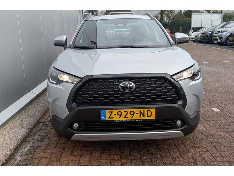 Toyota Corolla-cross thumbnail 40