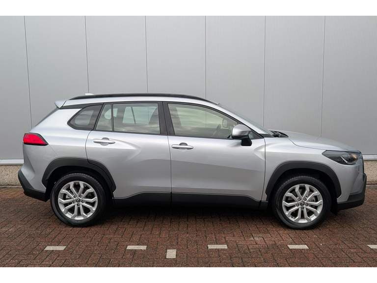 Toyota Corolla-cross thumbnail 44