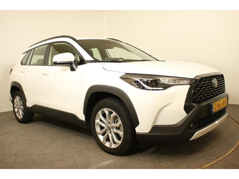 Toyota Corolla-cross thumbnail 36