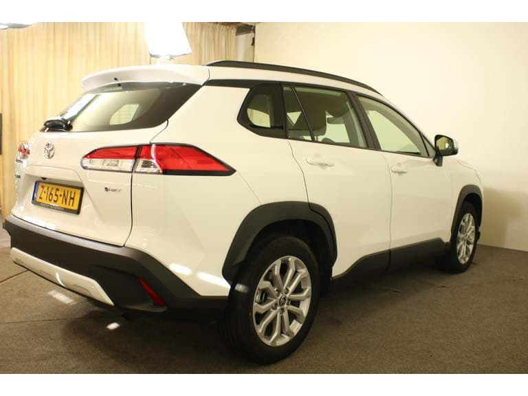 Toyota Corolla-cross thumbnail 30