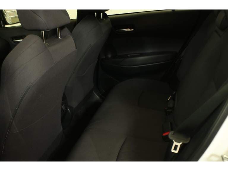 Toyota Corolla-cross thumbnail 33