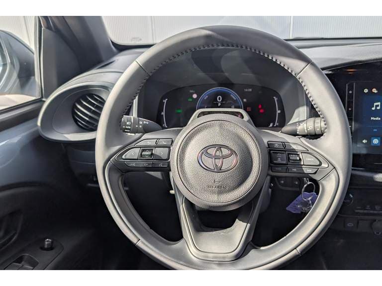 Toyota Aygo thumbnail 36