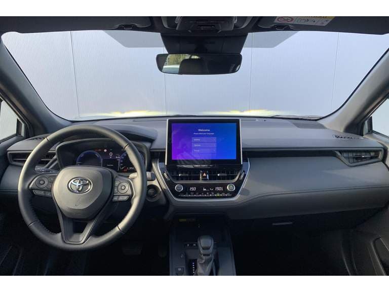 Toyota Corolla-cross thumbnail 38