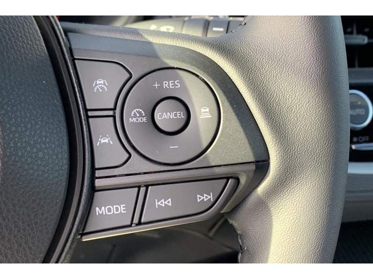 Toyota Corolla-cross thumbnail 43