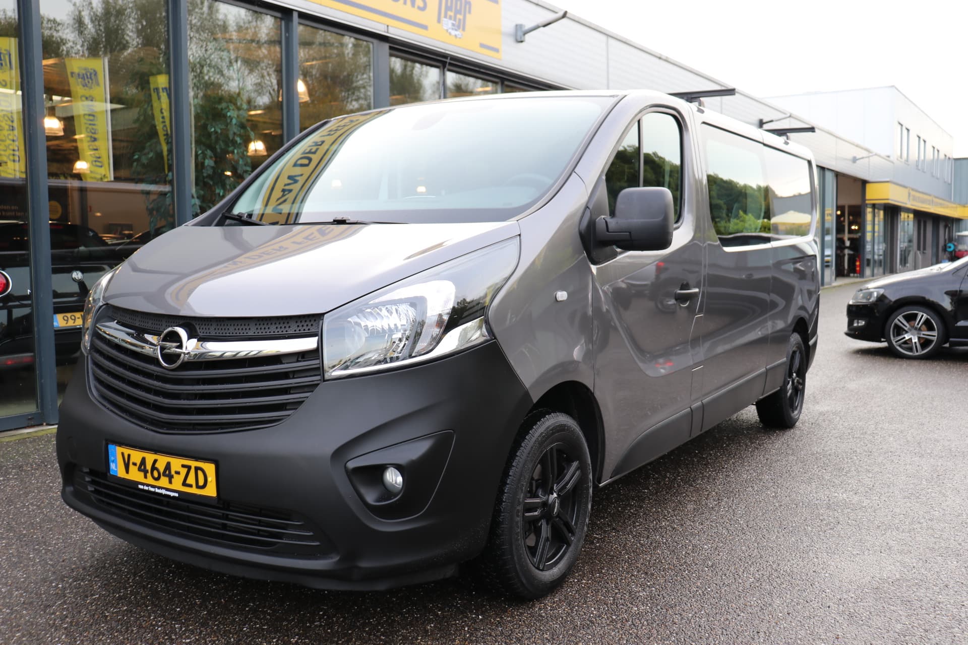 Opel Vivaro 1.6 CDTI L2H1 DC Business+ EcoFlex EX. BTW 1e eigenaar Lease v.a. 395,- p/m thumbnail 5