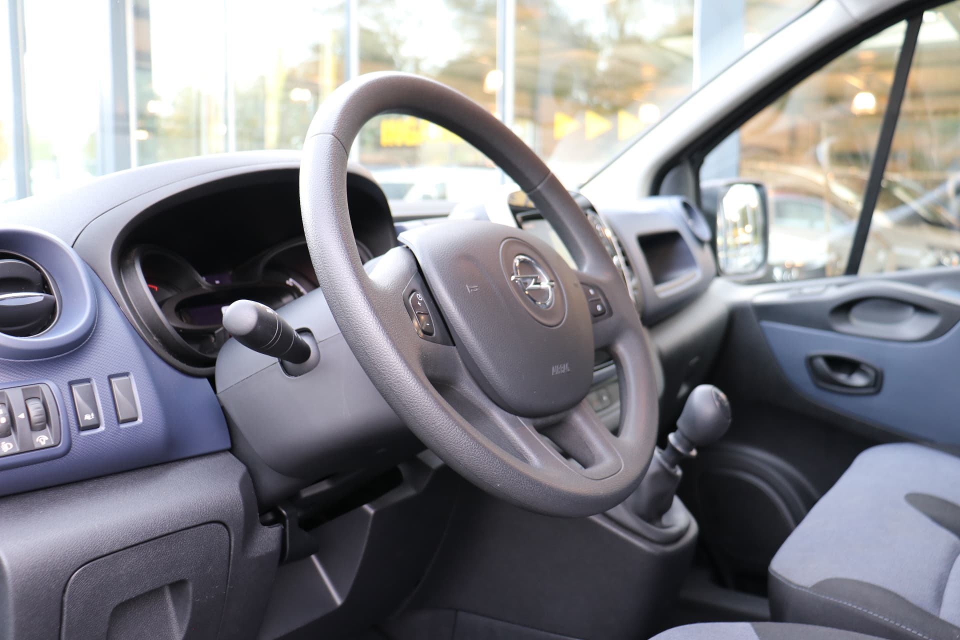 Opel Vivaro 1.6 CDTI L2H1 DC Business+ EcoFlex EX. BTW 1e eigenaar Lease v.a. 395,- p/m thumbnail 7