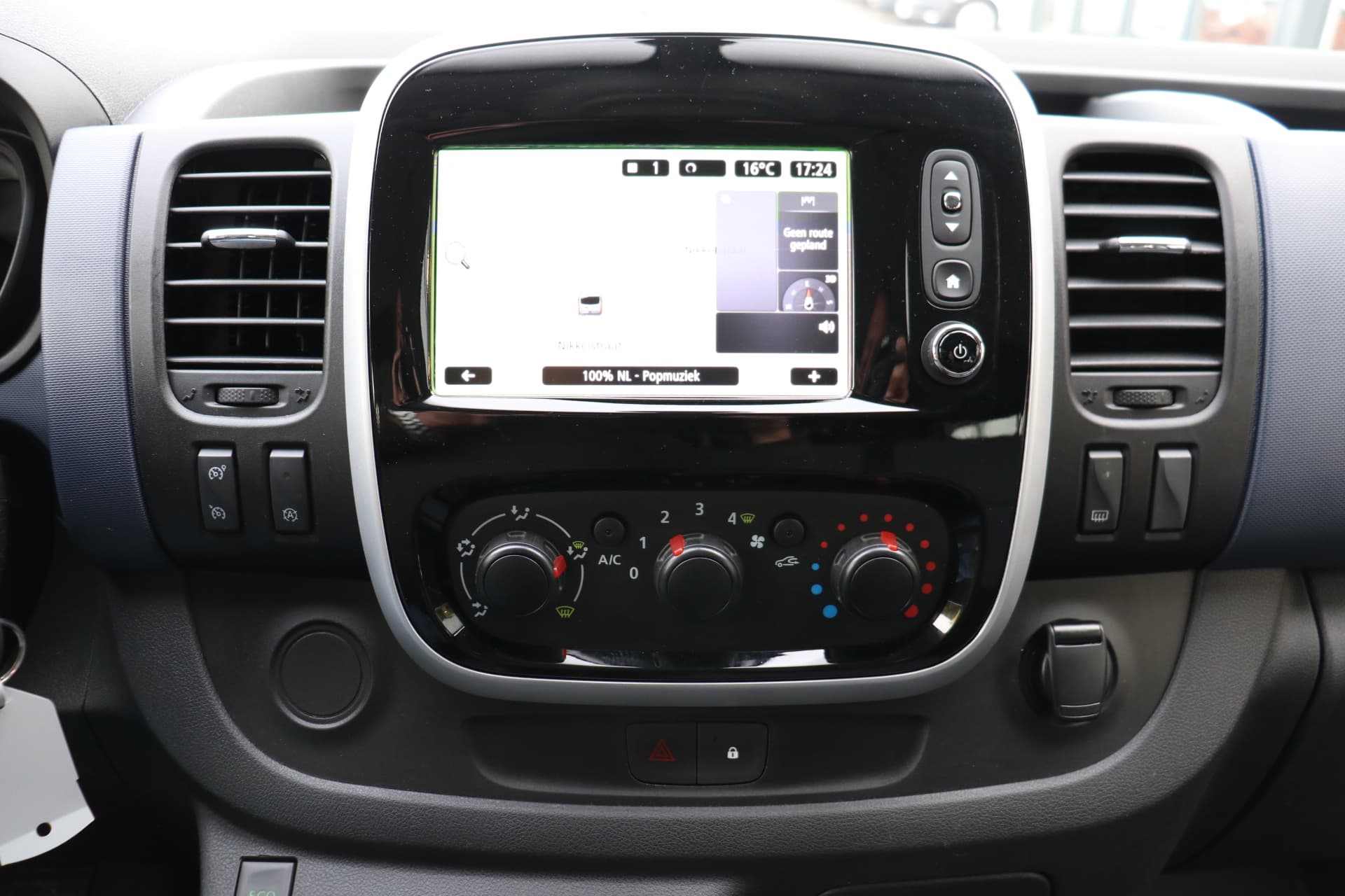 Opel Vivaro 1.6 CDTI L2H1 DC Business+ EcoFlex EX. BTW 1e eigenaar Lease v.a. 395,- p/m thumbnail 9