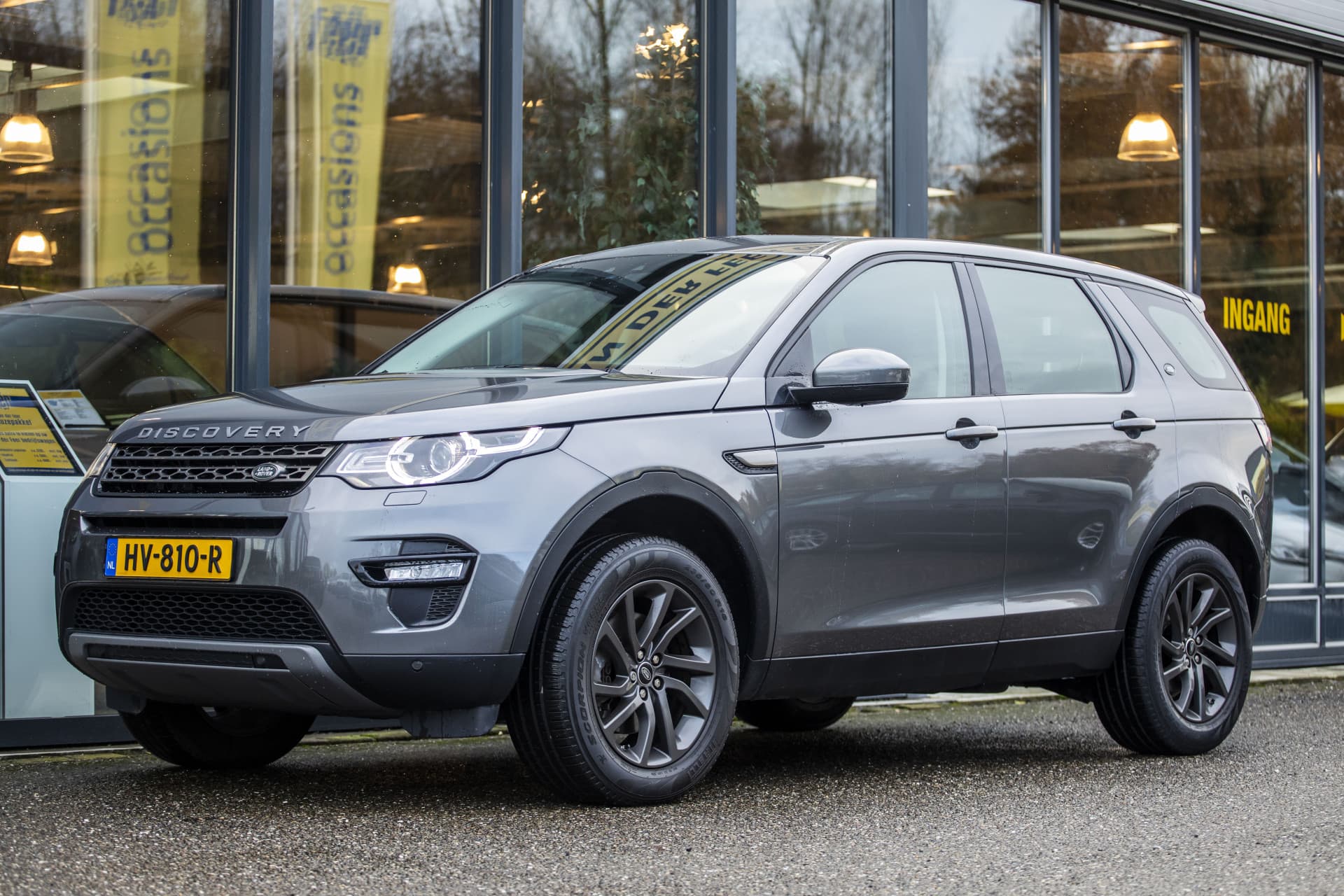 Land Rover Discovery Sport 2.0 TD4 HSE thumbnail 11