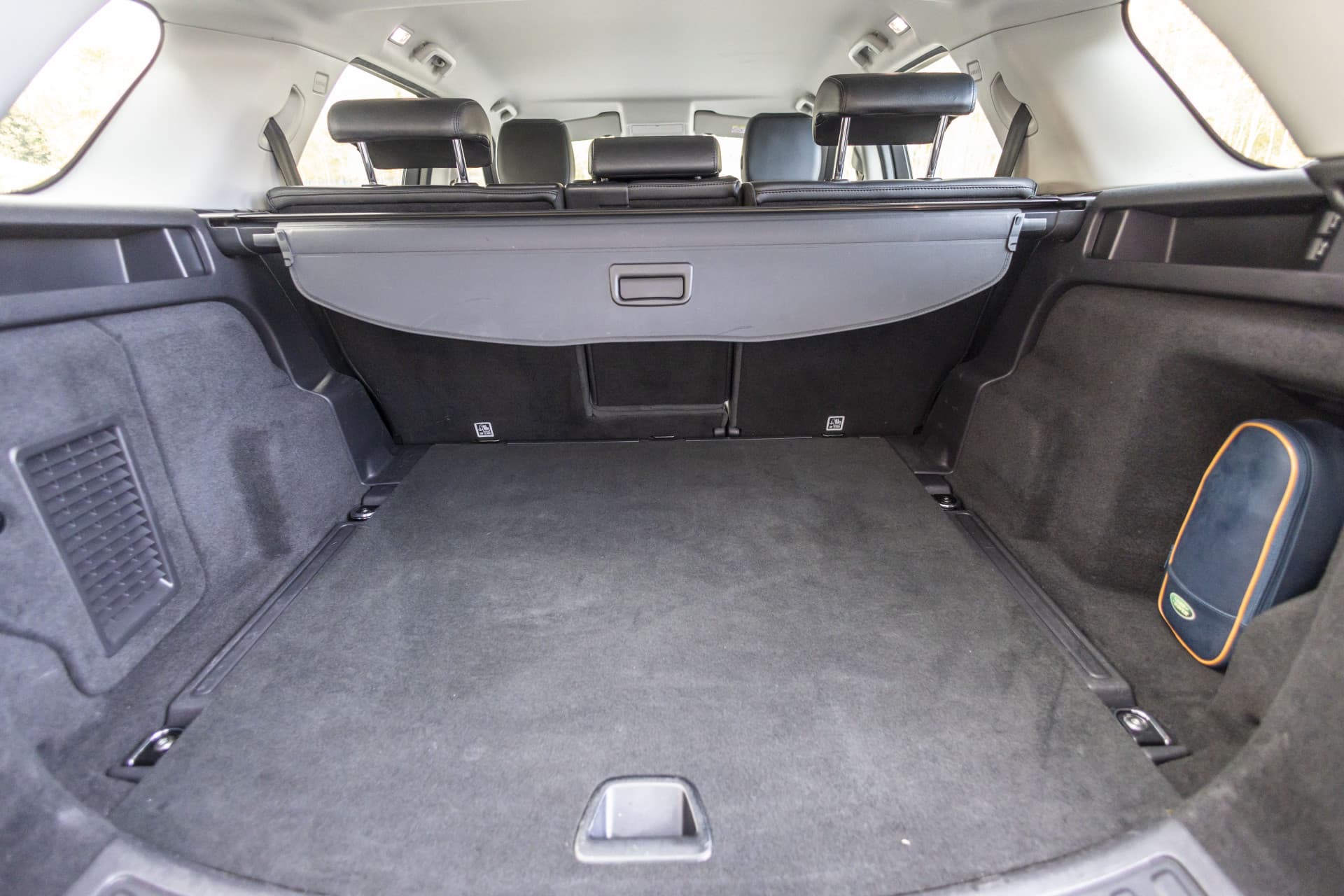 Land Rover Discovery Sport 2.0 TD4 HSE thumbnail 13