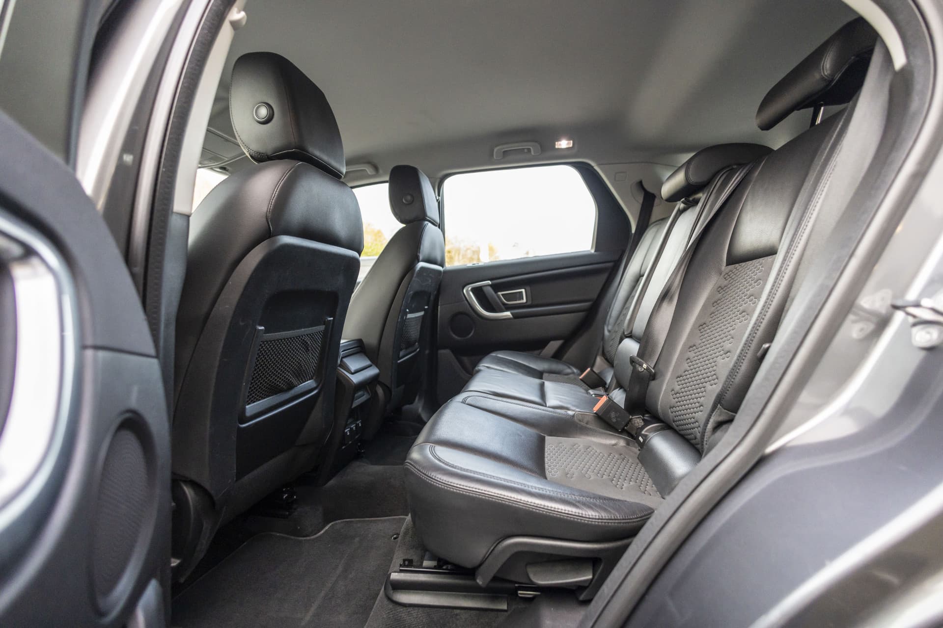 Land Rover Discovery Sport 2.0 TD4 HSE thumbnail 14