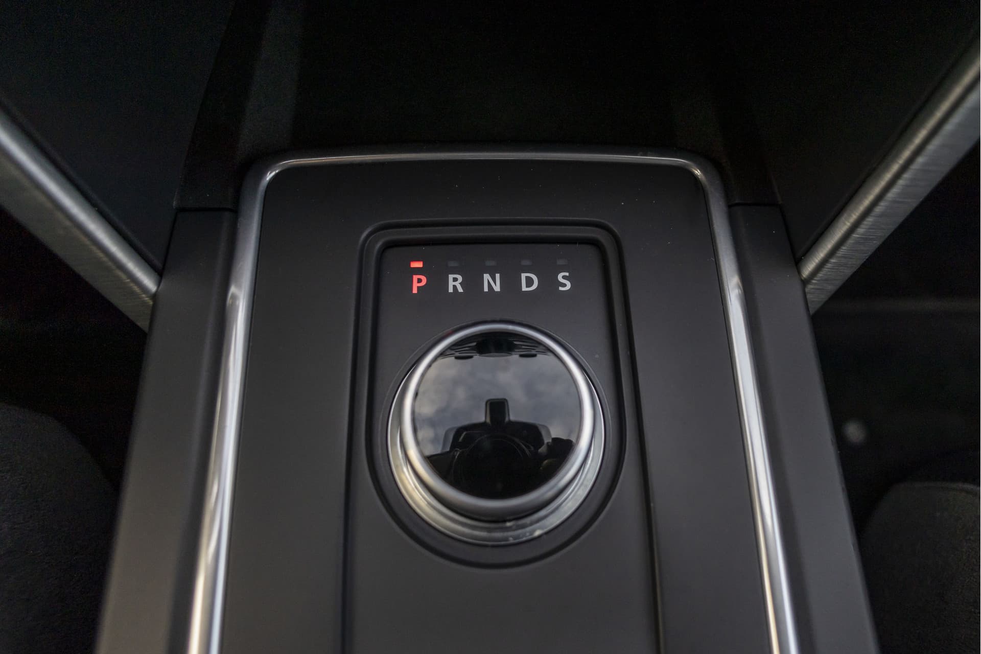 Land Rover Discovery Sport 2.0 TD4 HSE thumbnail 22