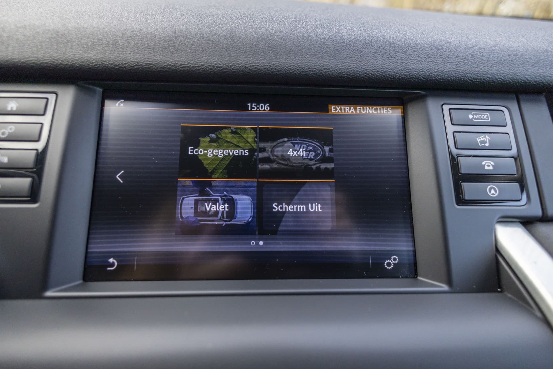 Land Rover Discovery Sport 2.0 TD4 HSE thumbnail 41