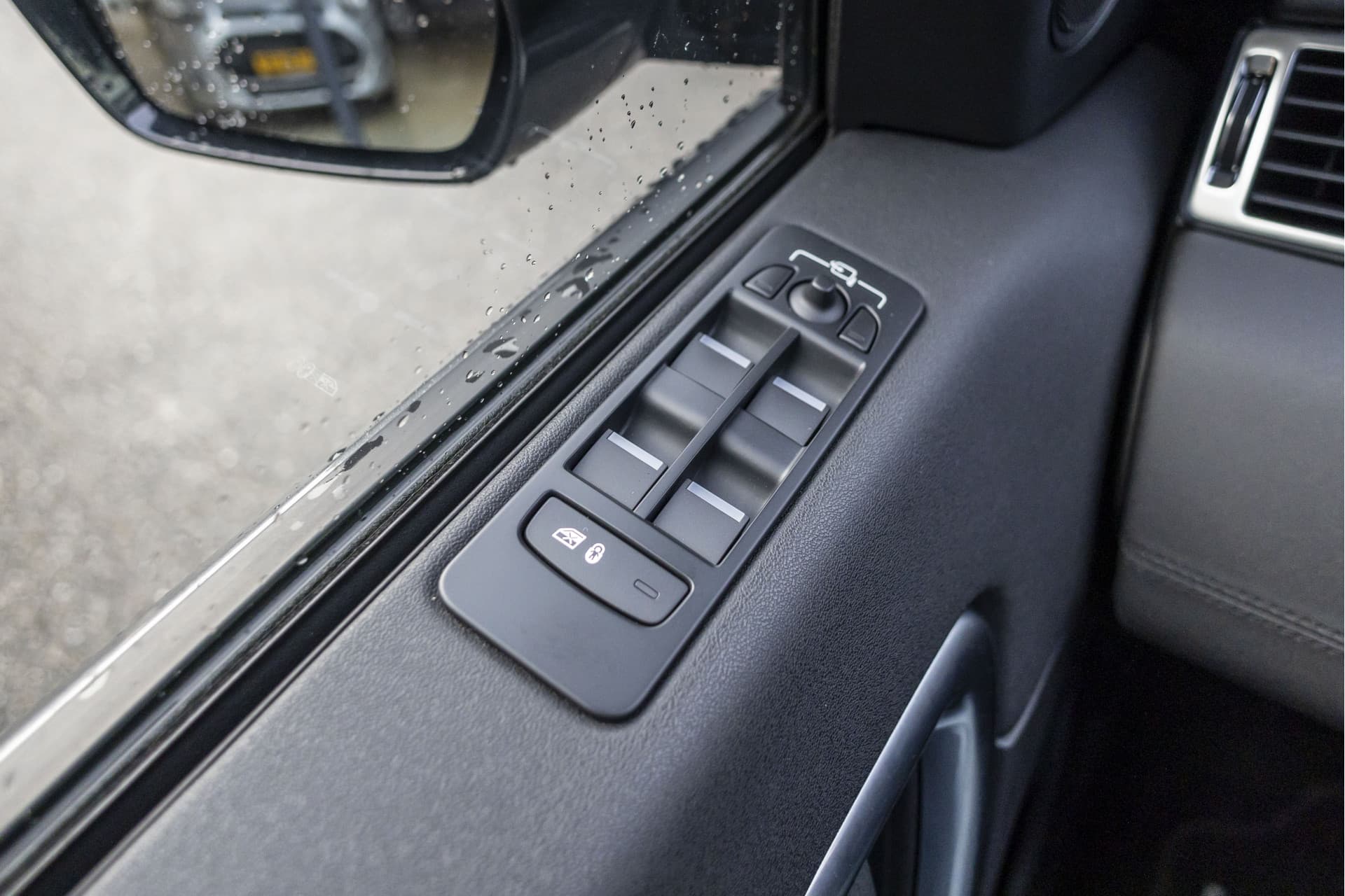 Land Rover Discovery Sport 2.0 TD4 HSE thumbnail 51