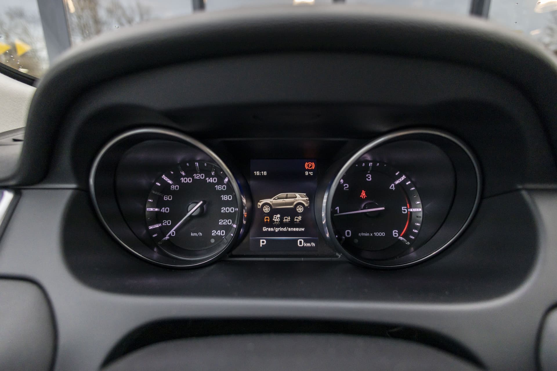 Land Rover Discovery Sport 2.0 TD4 HSE thumbnail 55