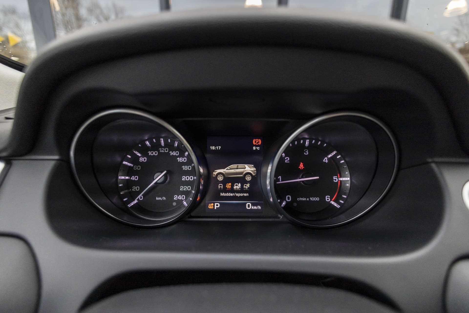 Land Rover Discovery Sport 2.0 TD4 HSE thumbnail 56