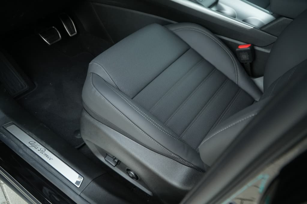 Alfa Romeo Tonale 1.3T PHEV 280 PK Veloce | Leder | Navi | LED | 19" thumbnail 23