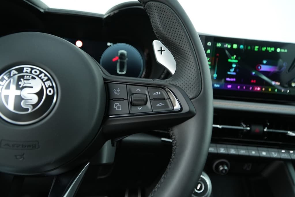 Alfa Romeo Tonale 1.3T PHEV 280 PK Veloce | Leder | Navi | LED | 19" thumbnail 28