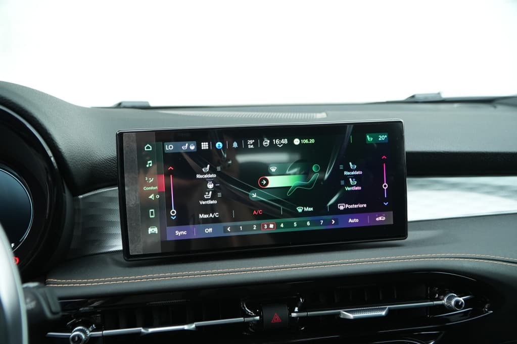 Alfa Romeo Tonale 1.3T PHEV 280 PK Veloce | Leder | Navi | LED | 19" thumbnail 32