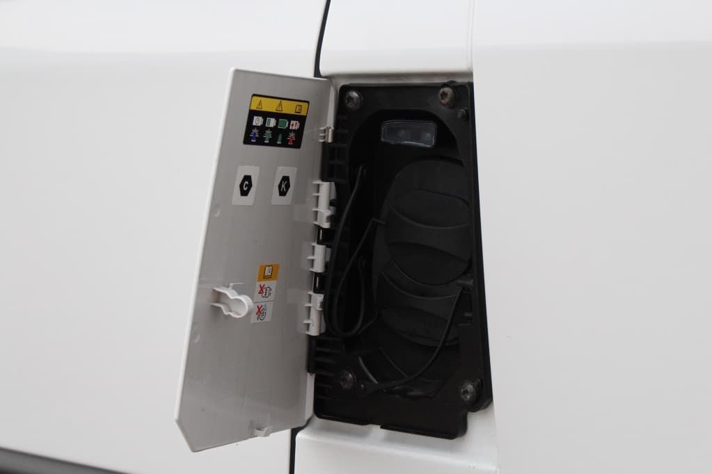 Fiat E-Ducato e-Ducato 3.5t GESLOTEN BESTEL L3H2 BEV 47kWh thumbnail 15