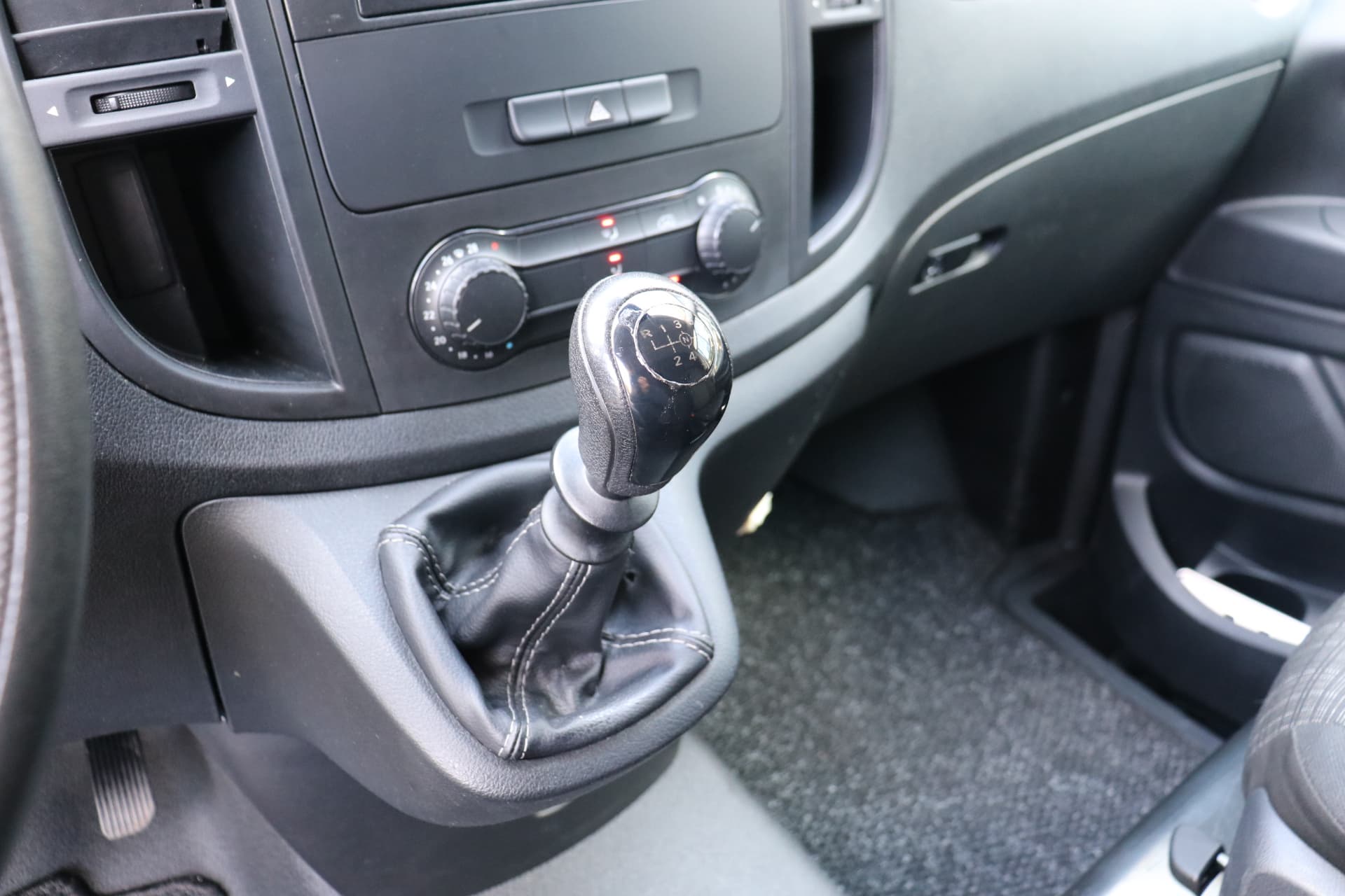 Mercedes-Benz Vito 109 CDI EX.BTW Lease v.a. 219,- pm thumbnail 8