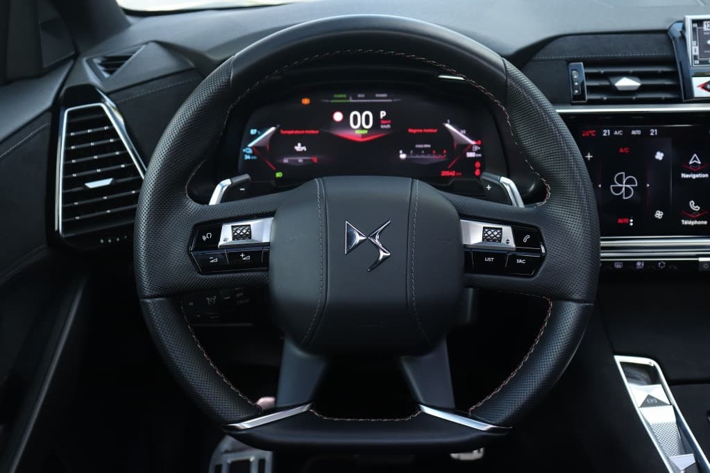 DS DS 7 E-Tense 360 PK 4x4 Perfomance Line+ | Pano | BTW | 21" thumbnail 17