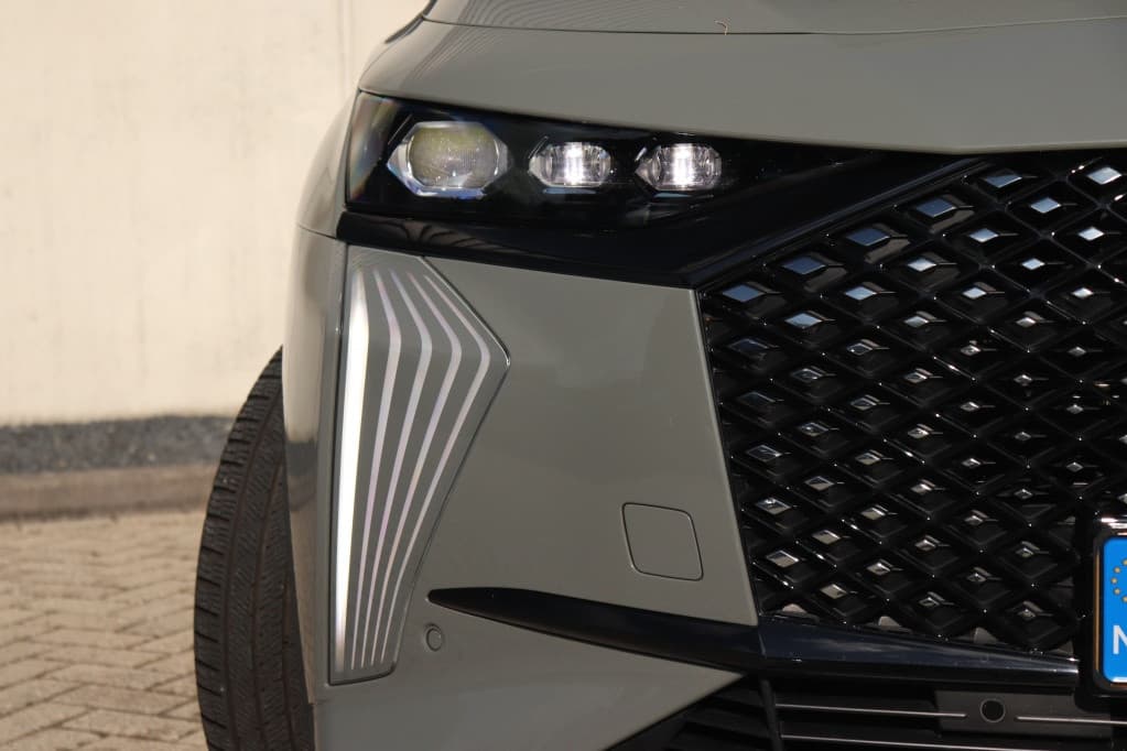 DS DS 7 E-Tense 360 PK 4x4 Perfomance Line+ | Pano | BTW | 21" thumbnail 5