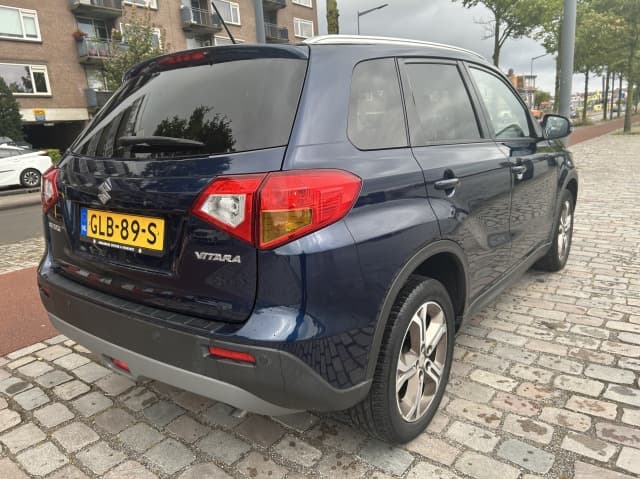 Suzuki Vitara 1.6 High Executive thumbnail 2