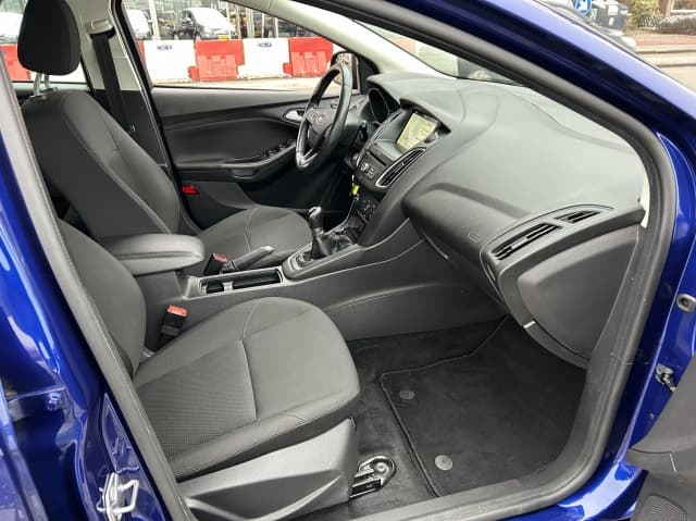 Ford Focus 1.0 Lease Edition thumbnail 3