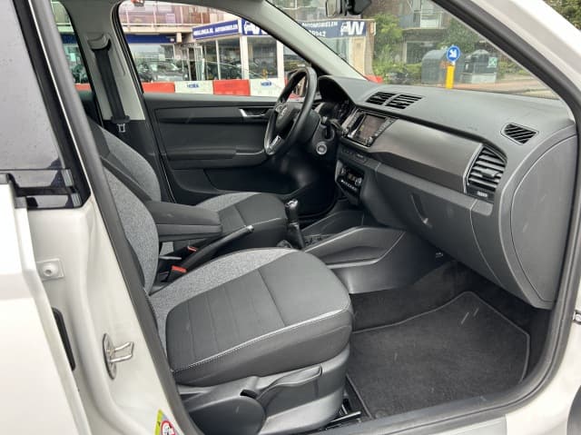 Skoda Fabia Combi 1.0 TSI Business Edition thumbnail 3