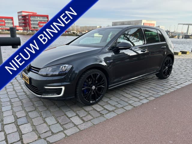 Volkswagen Golf 1.4 TSI GTE