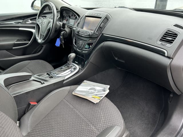 Opel Insignia Sports Tourer 1.6 T Cosmo thumbnail 3
