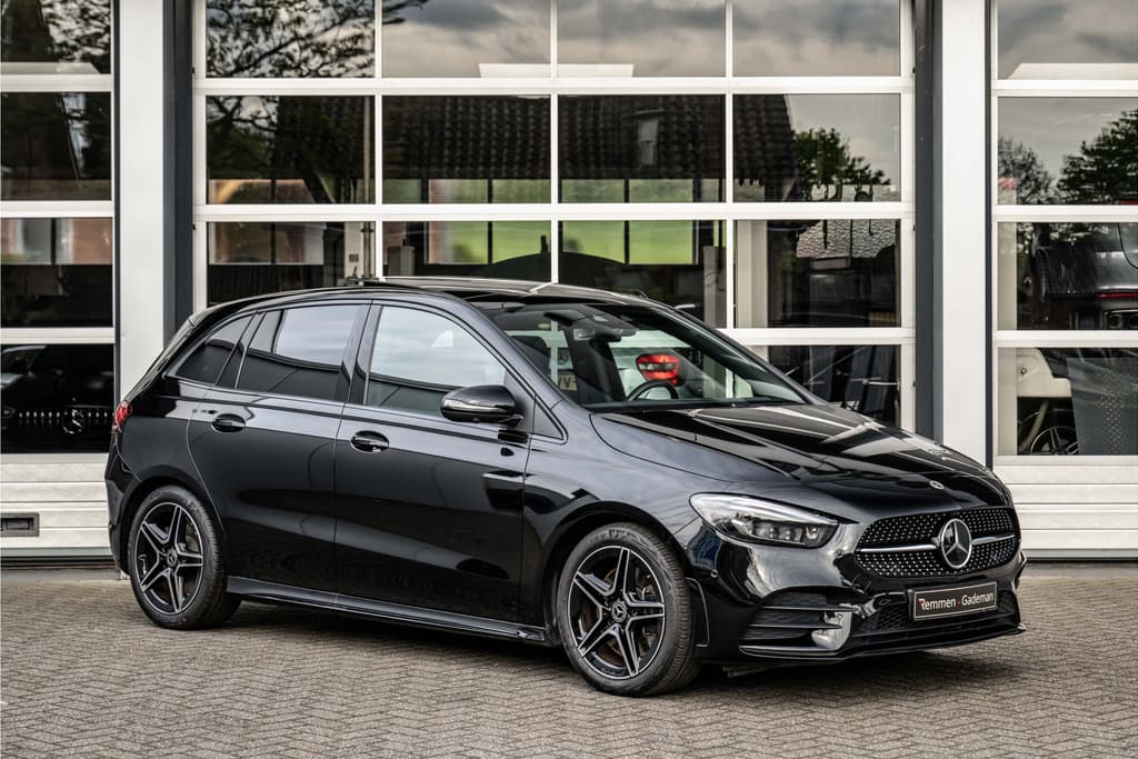 Mercedes-Benz B-Klasse 250 AMG Line