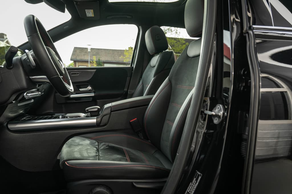 Mercedes-Benz B-Klasse 250 AMG Line thumbnail 18