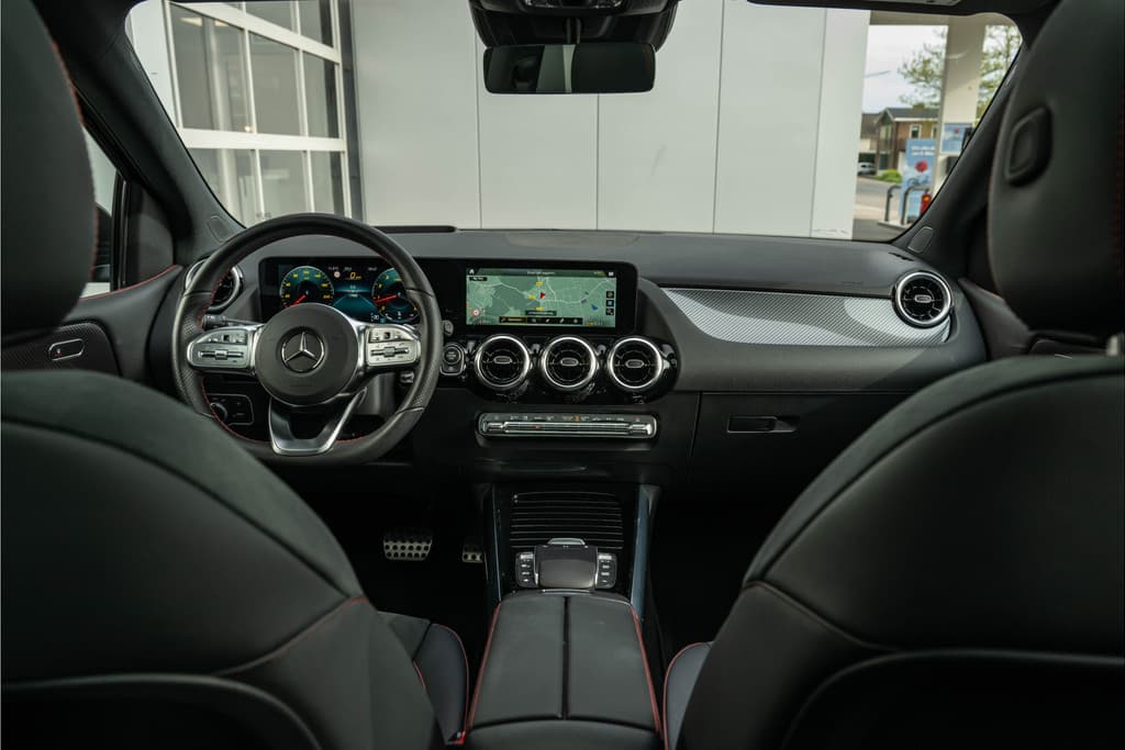 Mercedes-Benz B-Klasse 250 AMG Line thumbnail 28