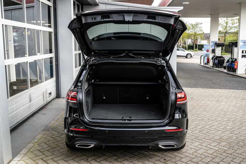 Mercedes-Benz B-Klasse 250 AMG Line thumbnail 9