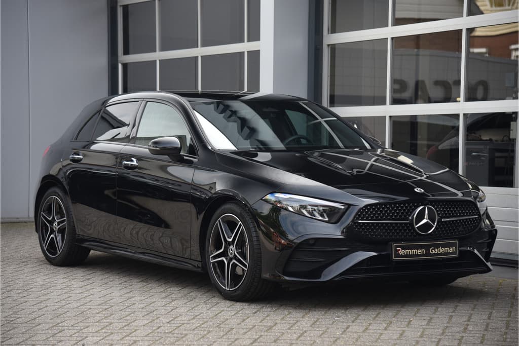 Mercedes-Benz A-Klasse 180 AMG Line thumbnail 23