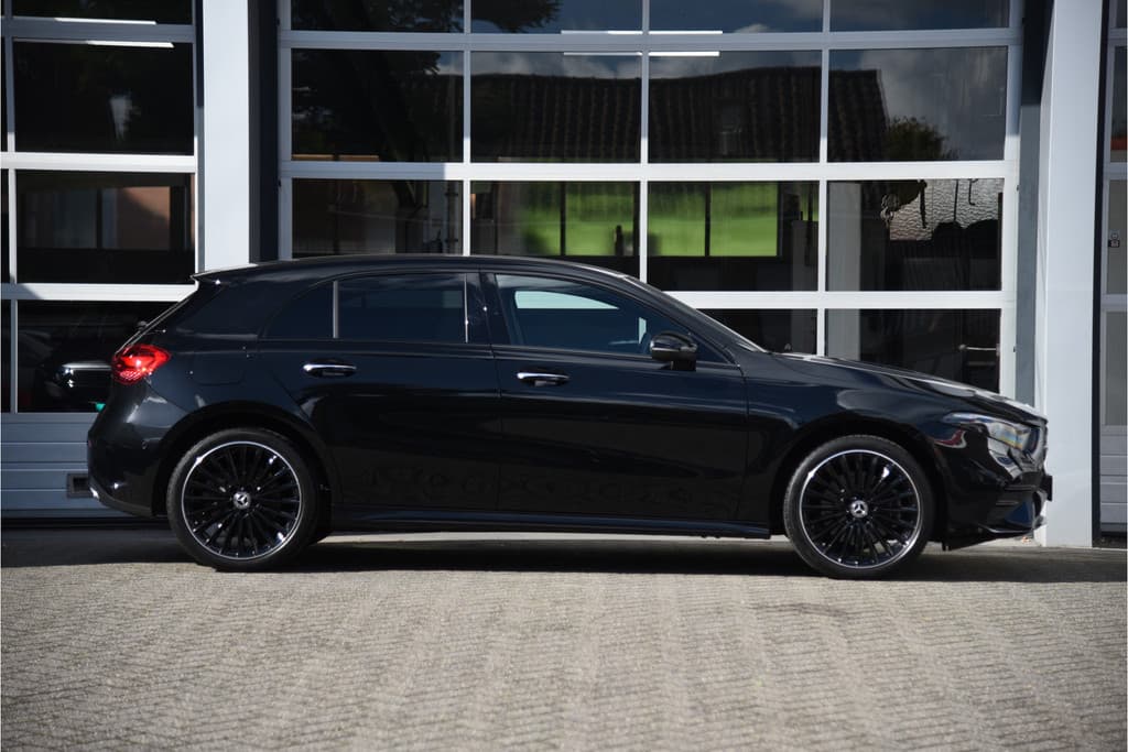 Mercedes-Benz A-Klasse 250 e AMG Line thumbnail 26