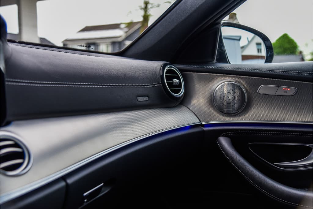 Mercedes-Benz E-Klasse 200 AMG Line Upgrade Edition thumbnail 14